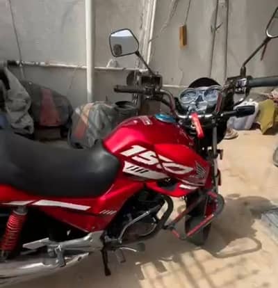 03076340956 WhatsApp number raabta//Honda CB 150 urgent for sale