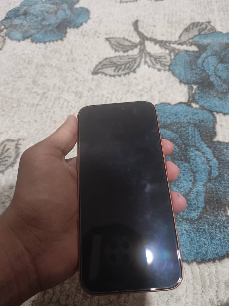 Apple iPhone 17 Pro Max 4