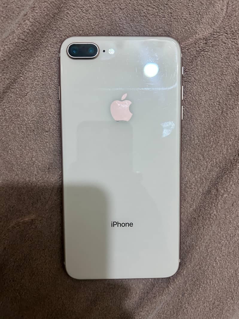 Apple iPhone 8 Plus 2