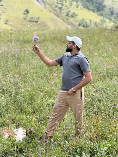 Umar khan