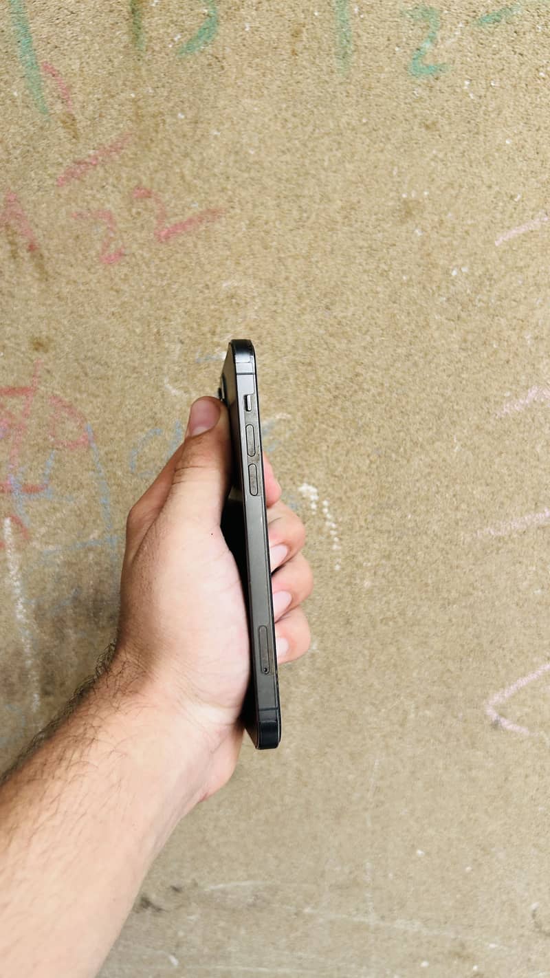 Apple iPhone 12 Pro 6