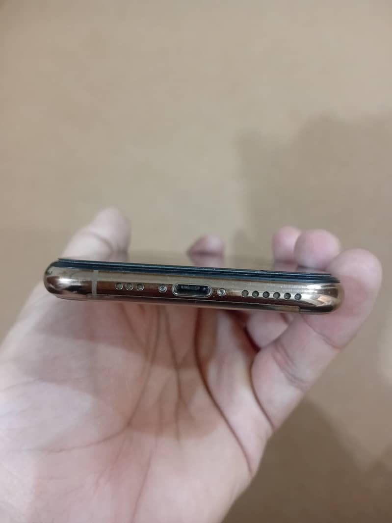 Apple iPhone 11 Pro 3