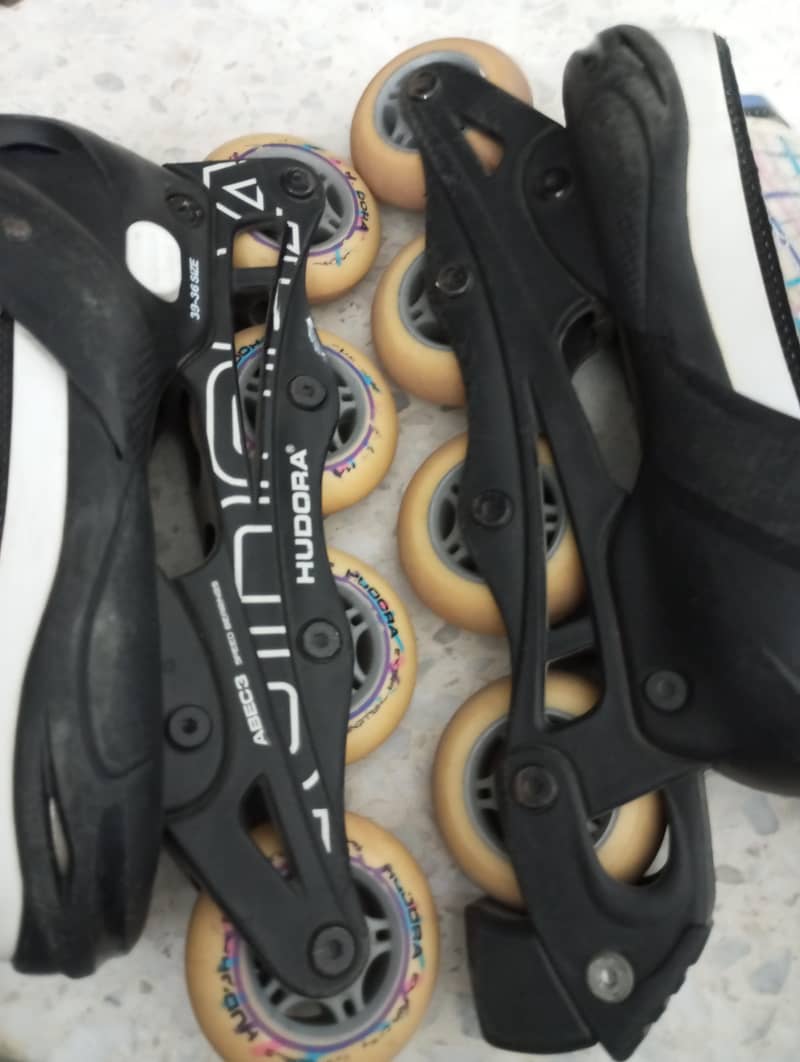 Houdora skates 1