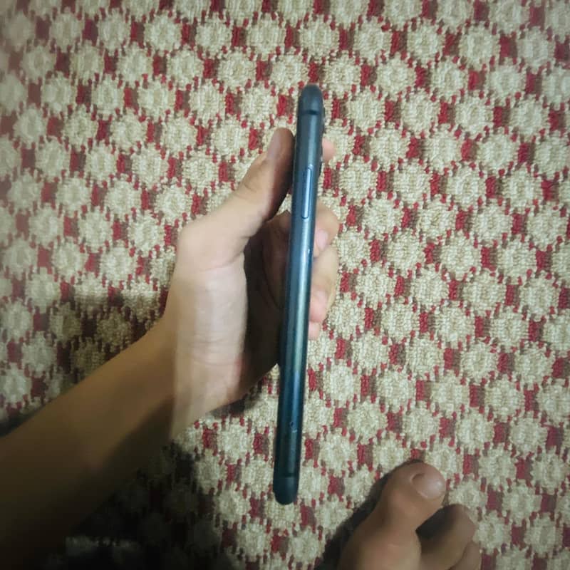 Apple iPhone 11 5