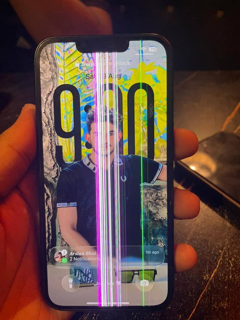 Apple iPhone 13 3