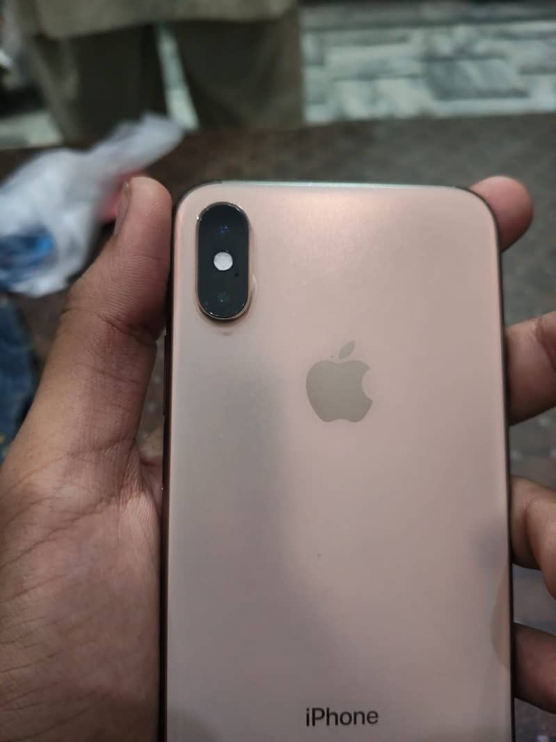 Apple iPhone XS 3