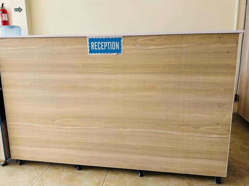 Reception Counter 0