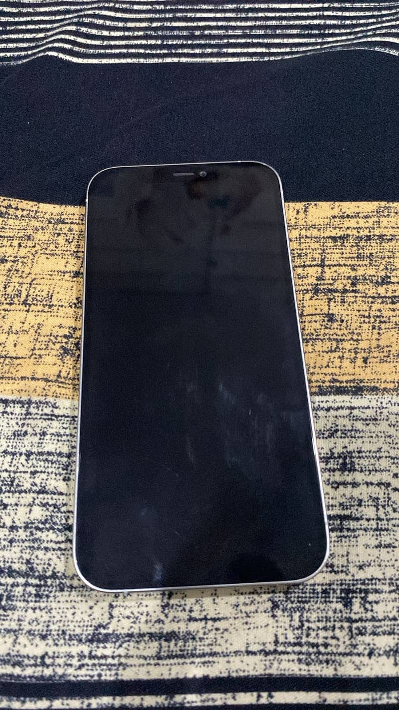Apple iPhone 12 Pro 4