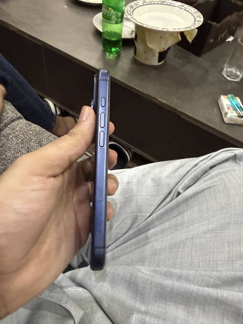 Apple iPhone 17 Pro 4