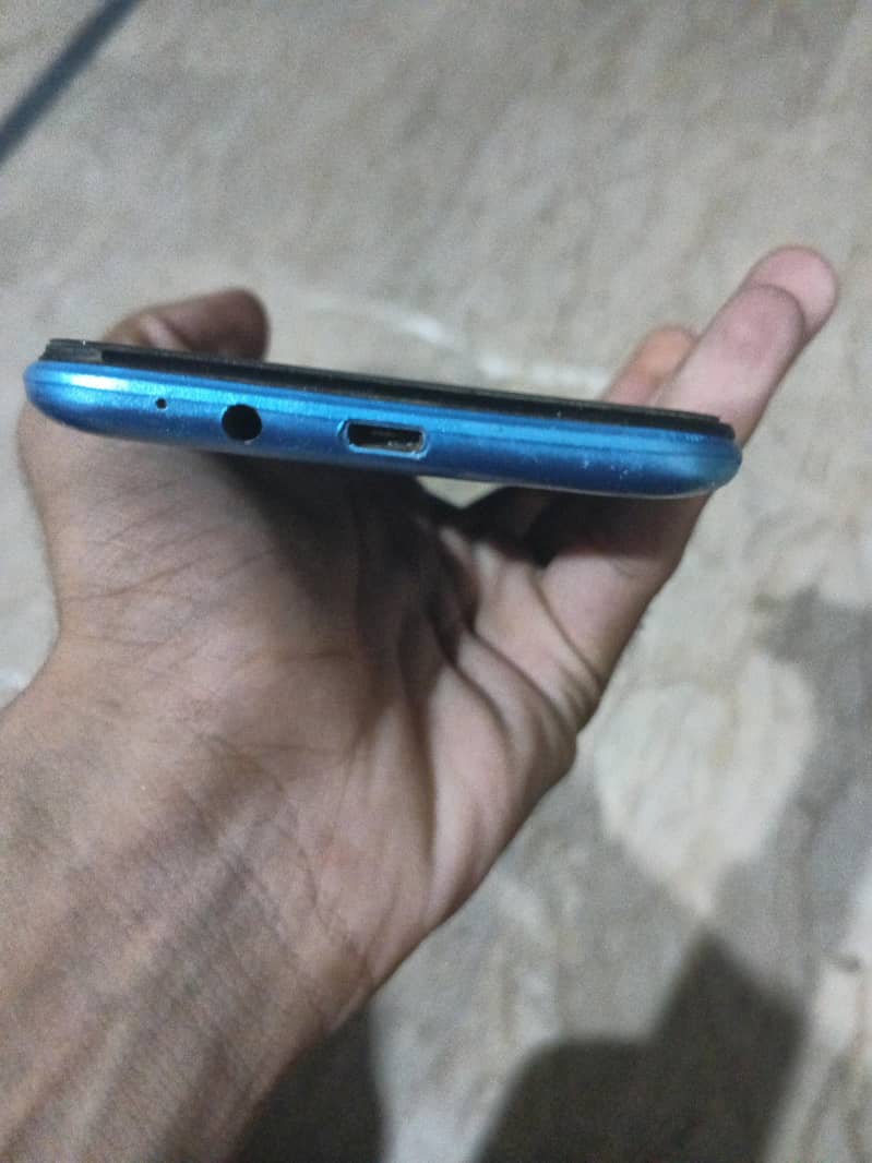 Tecno Spark 4 Lite 3