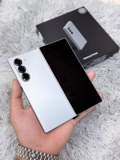 Samsung Mobile Z Fold 6