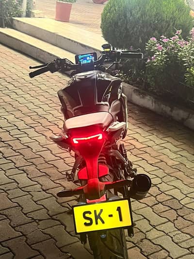 super star 200