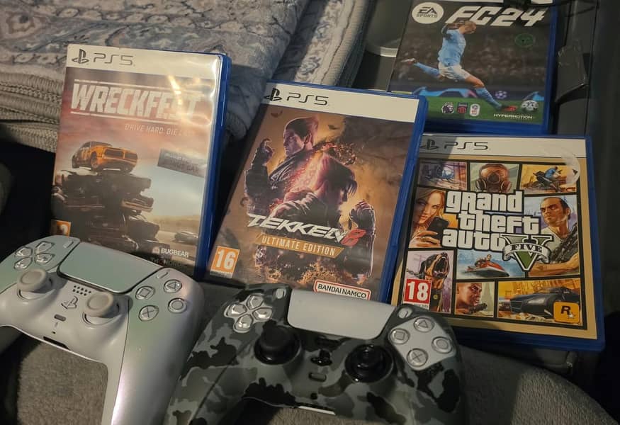 ps5 ganes with controllers 0