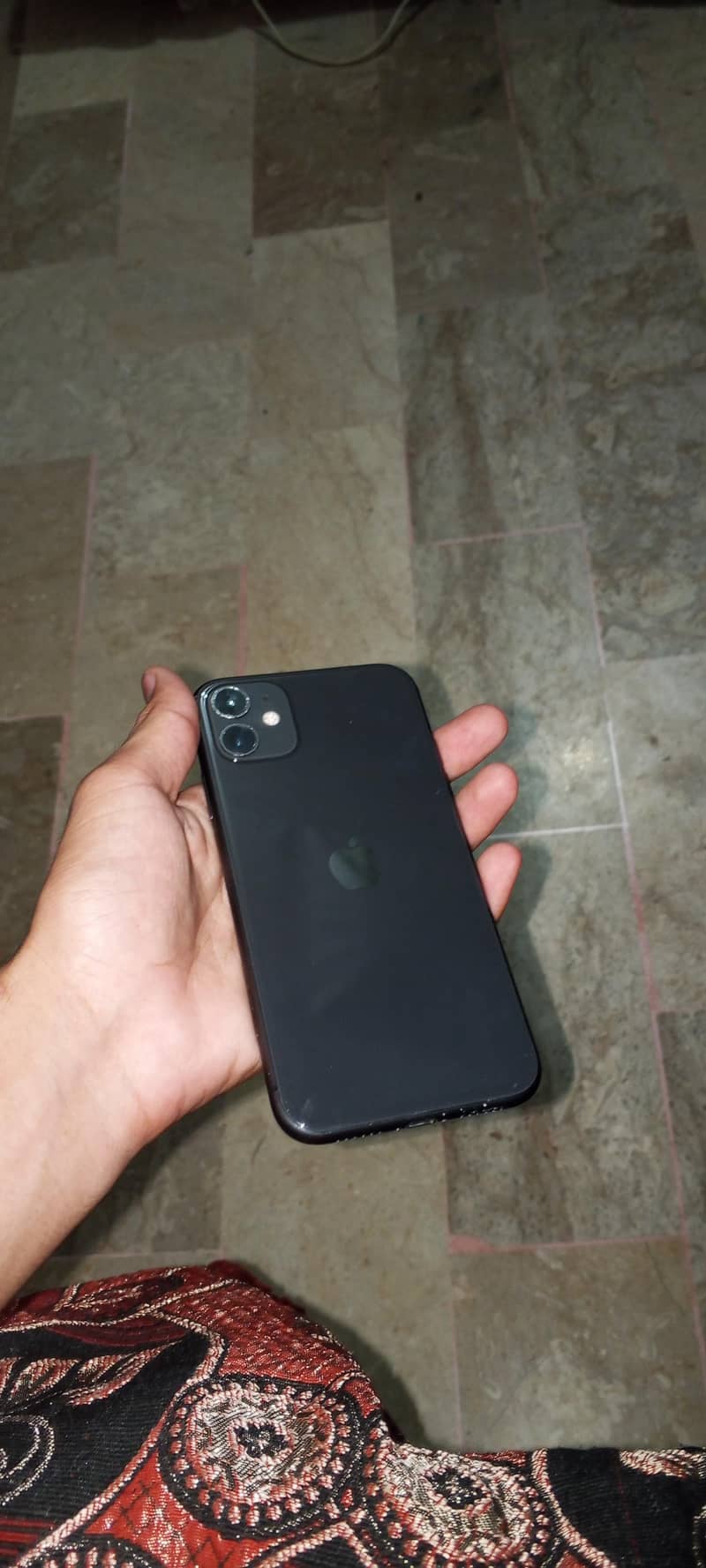Apple iPhone 11 0
