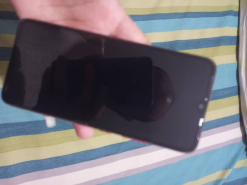 Realme C12 7