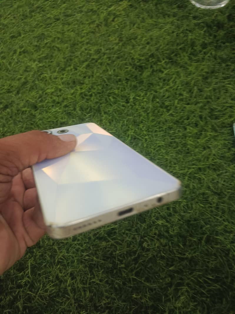 Tecno CAMON 20 4