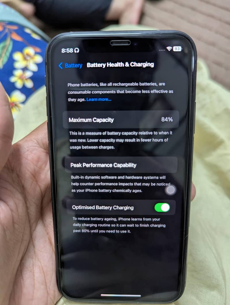 Apple iPhone 11 3