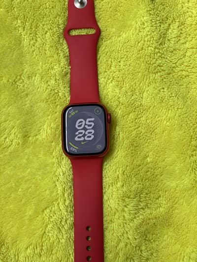 Apple watch series 8