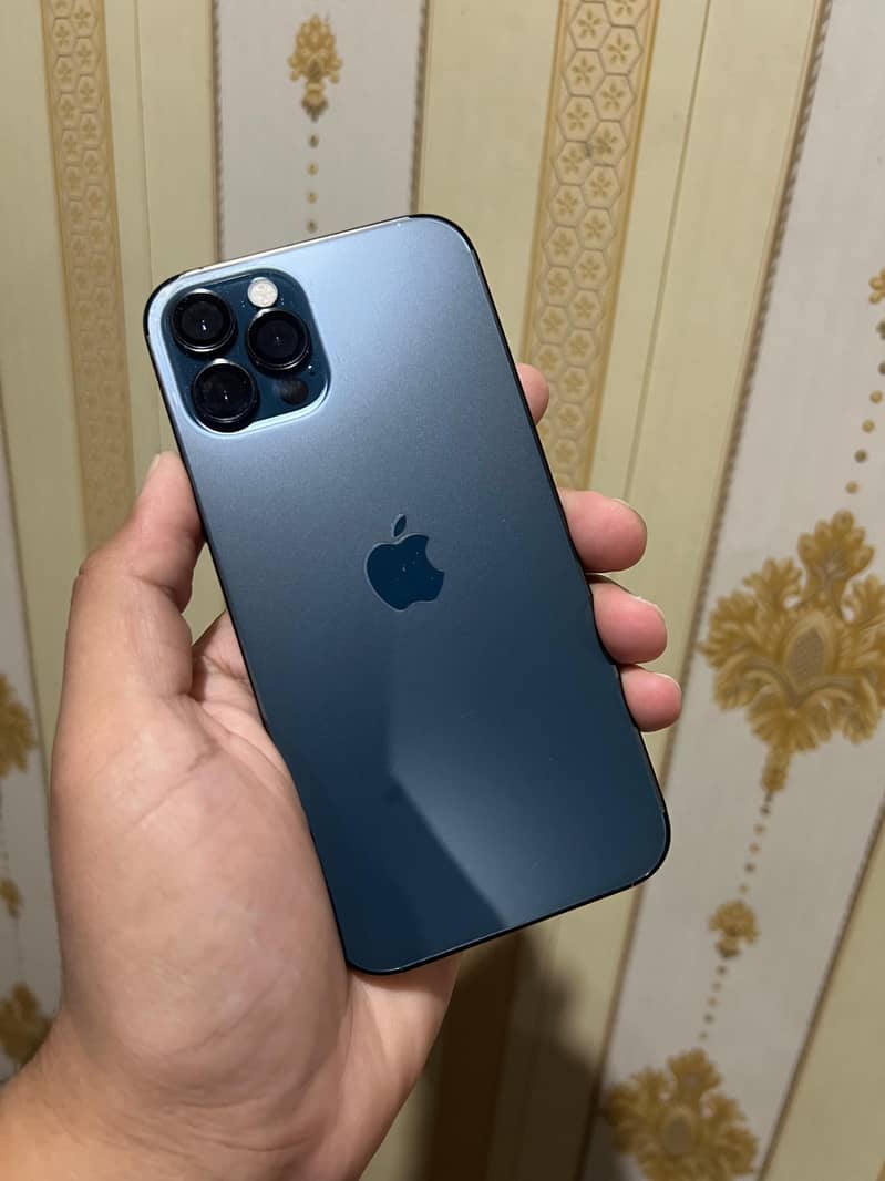 Apple iPhone 12 Pro 8