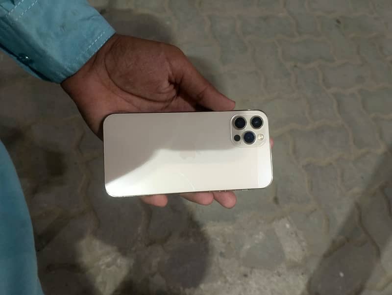 Apple iPhone 12 Pro 1