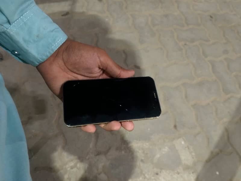 Apple iPhone 12 Pro 5
