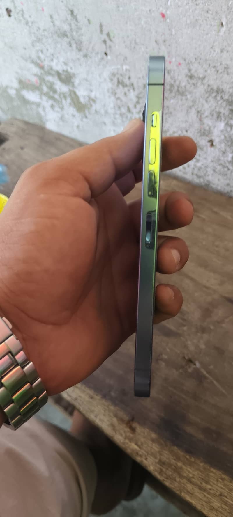 Apple iPhone 13 Pro Max 3
