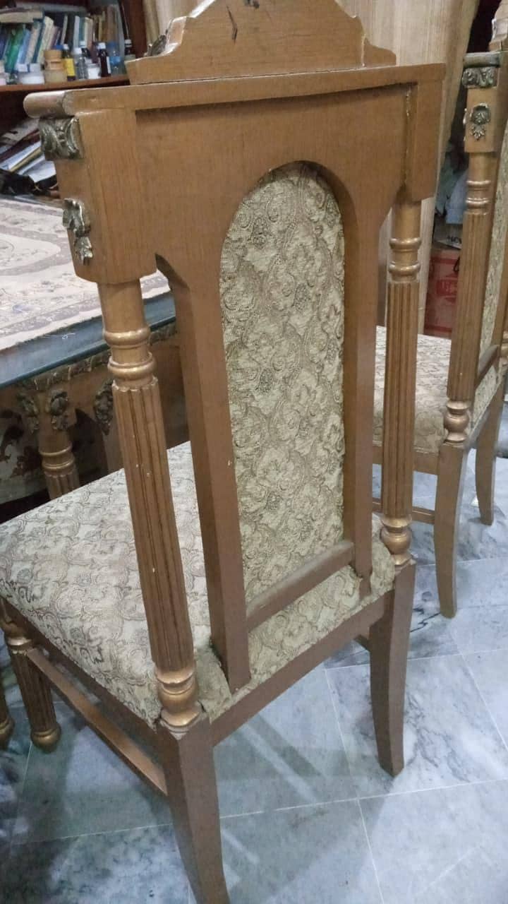 8 chairs+table 2