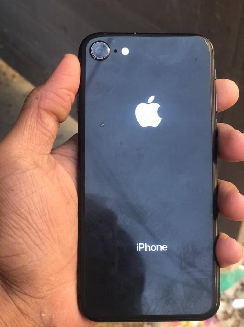 Apple iPhone 8 2