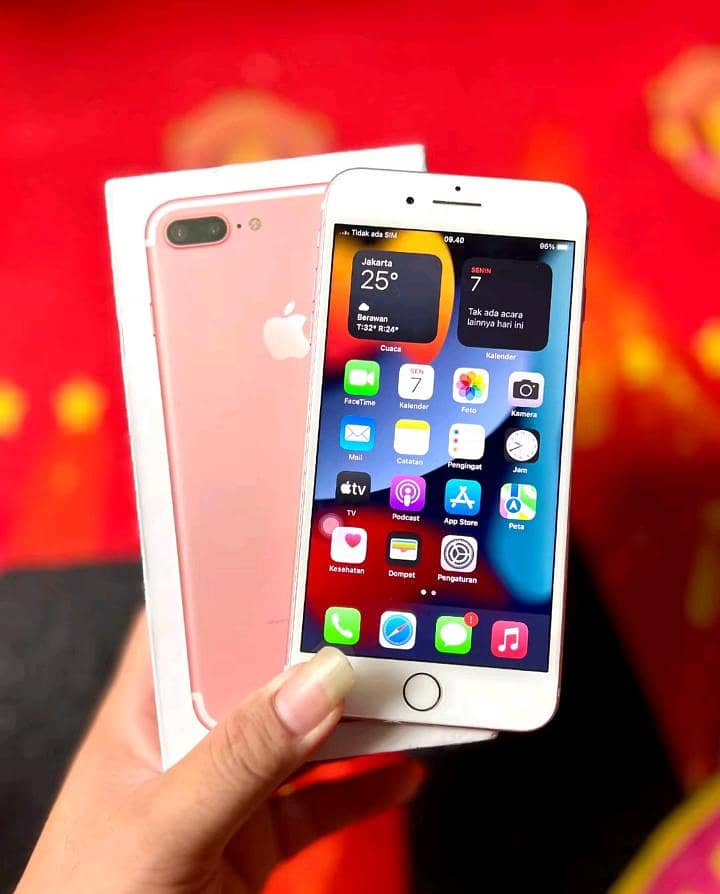 Apple iPhone 7 Plus 1