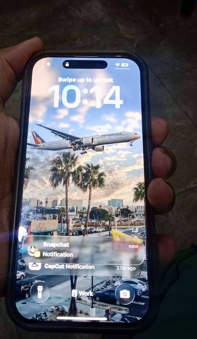 Apple iPhone 16 Pro jv 1