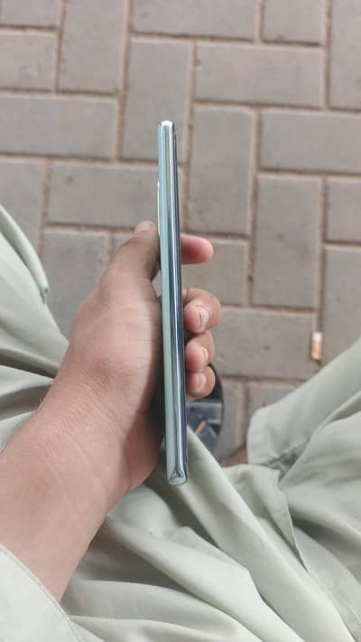 OPPO Reno11