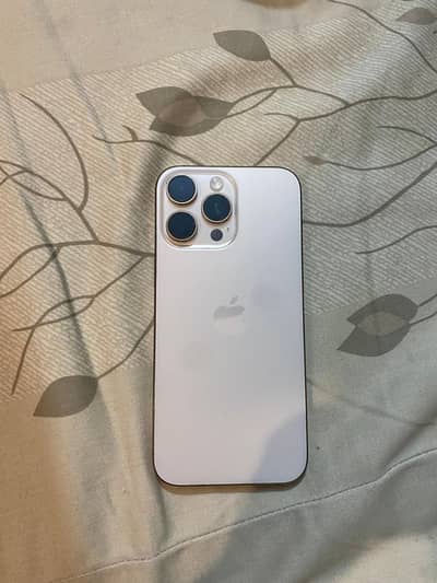 Apple iPhone 16 Pro Max