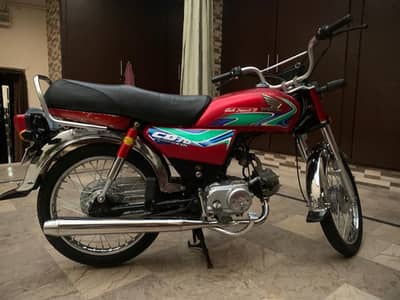 Honda CD 70 bike urgent for sale//03262889454 call my WhatsApp