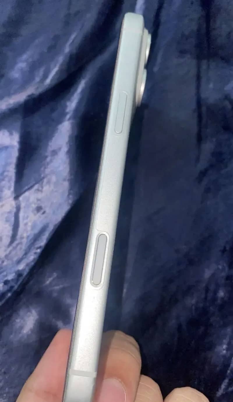 Apple iPhone 17 Pro Max 2