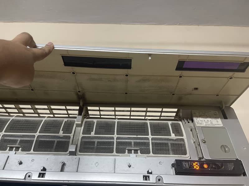 Galanz 1 ton split AC 2