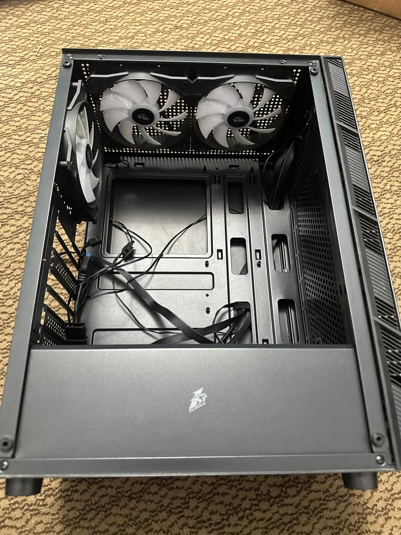 gaming PC case 5