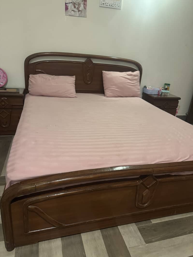 Bed side tables 10