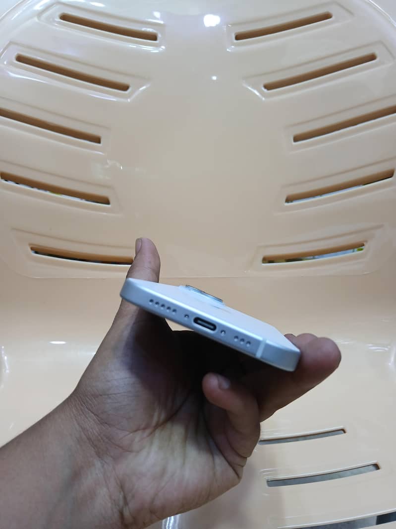Apple iPhone 15 1