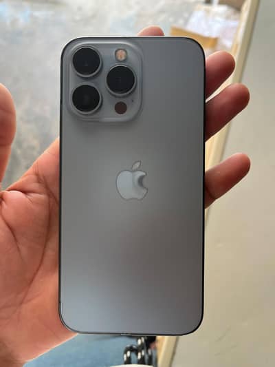 Apple iPhone 13 Pro