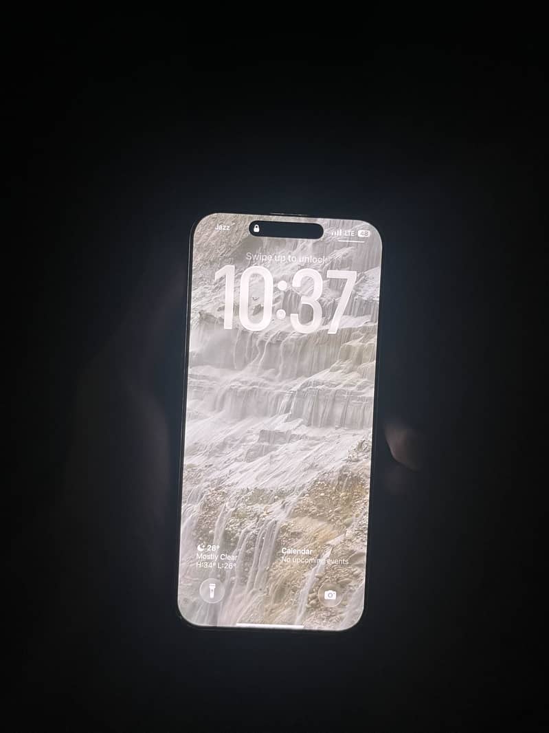 Apple iPhone 16 Pro Max 0