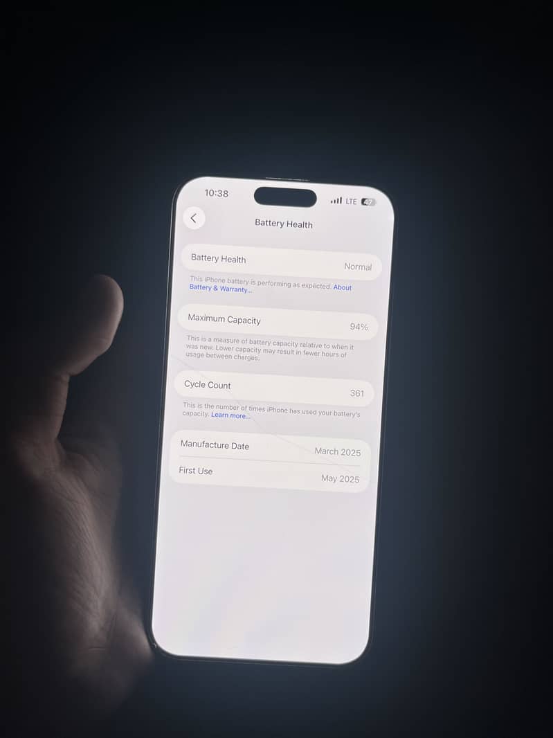 Apple iPhone 16 Pro Max 2