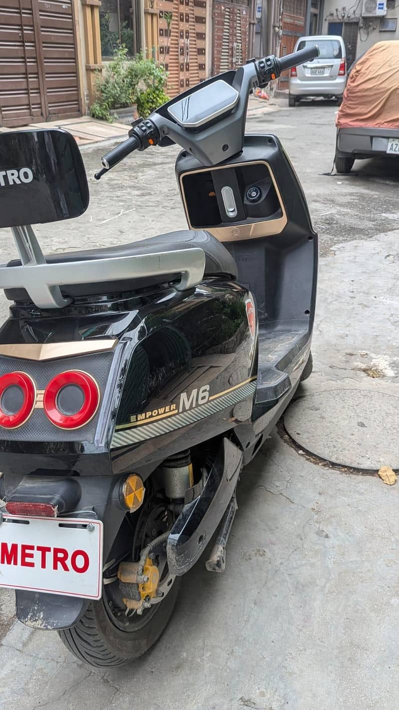Metro M6 5