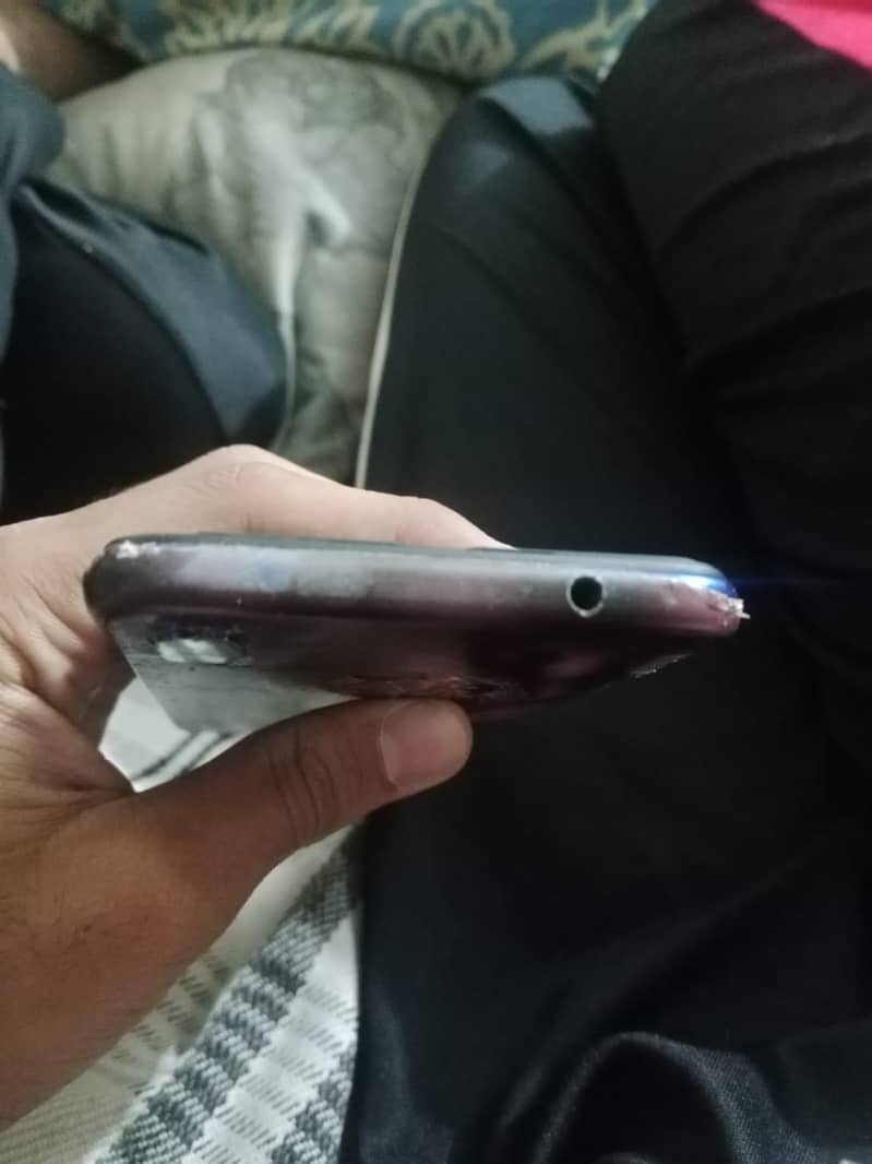Xiaomi Redmi Note 7 3