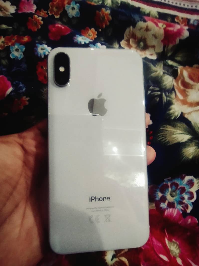 Apple iPhone X 3
