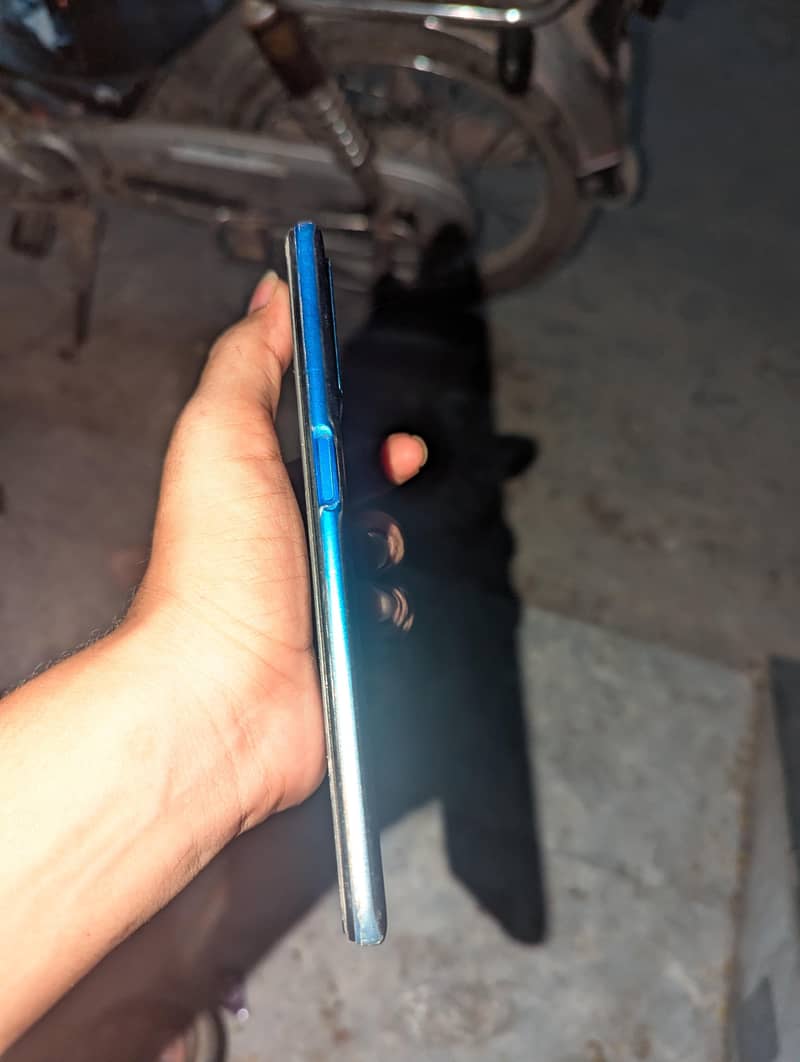 OPPO A54 4