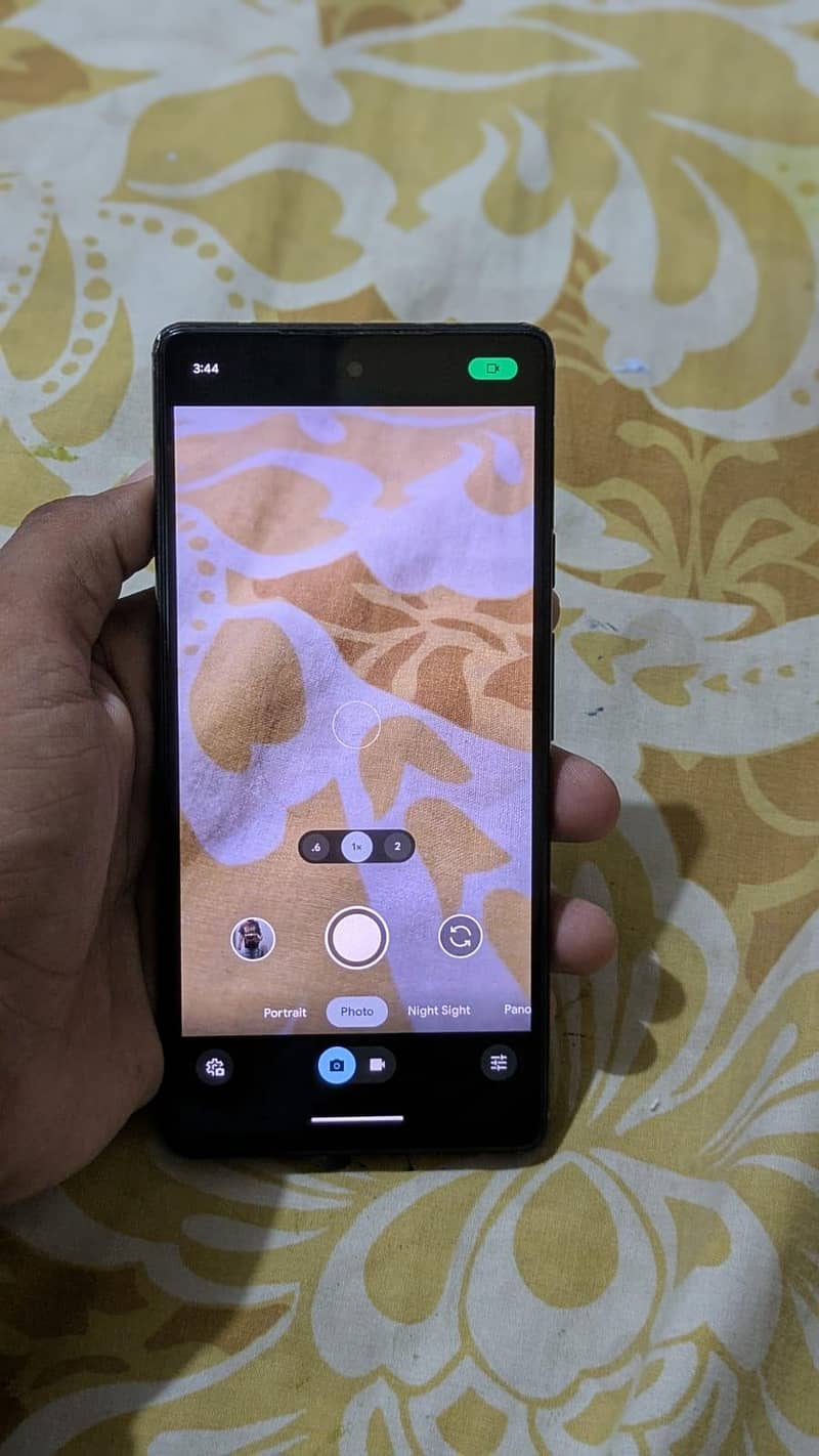 Google Pixel 6a 1