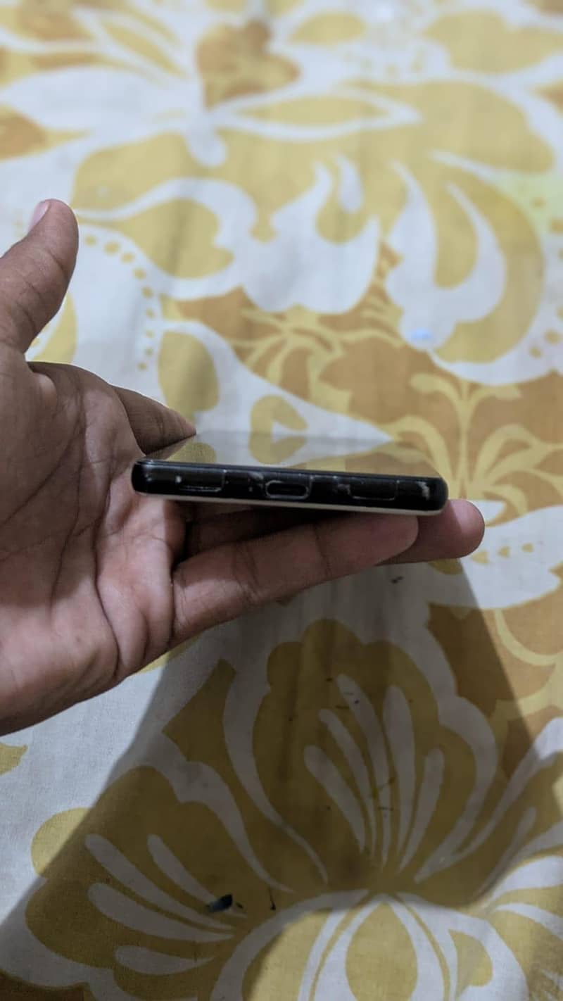 Google Pixel 6a 3