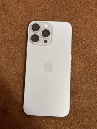 Apple iPhone 16 Pro Max JV