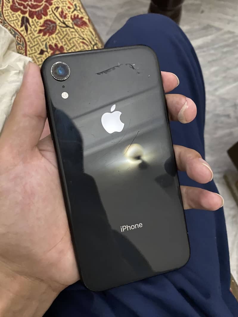 Apple iPhone XR 0