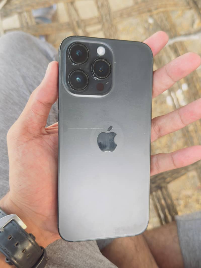 Apple iPhone 14 Pro Max 3